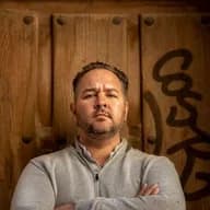 Luis Bennett, Property investor